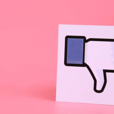 Facebook thumbs down pink
