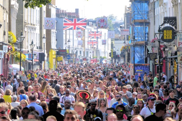 Notting Hill Carnival, crowd