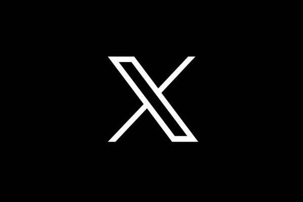 X Corp, Twitter